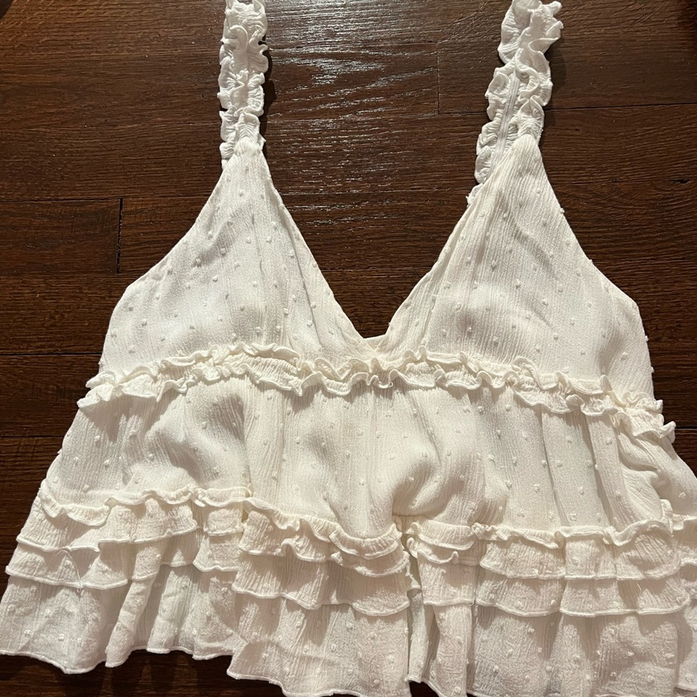 Cutest ILLA ILLA flowy summer top!!!